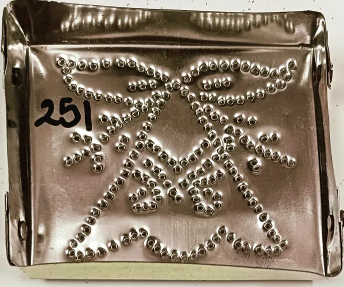 251