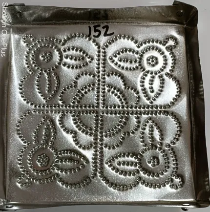 152