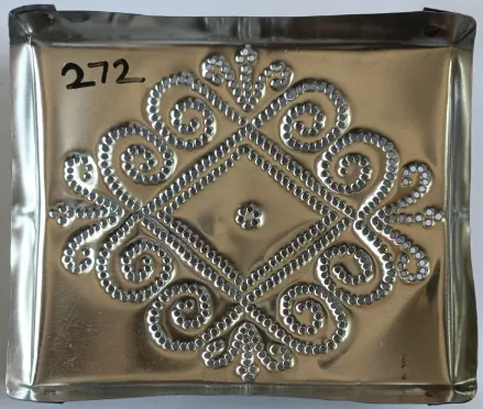 272