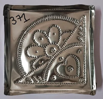 371