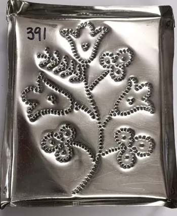 391